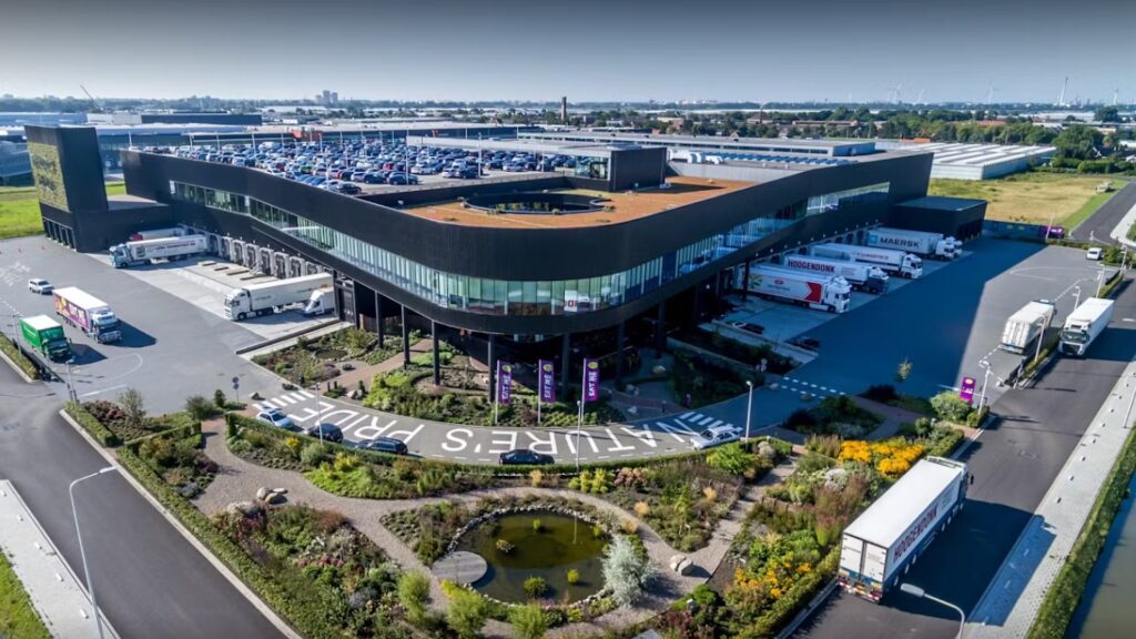 Nature’s Pride is een toonaangevende Nederlandse importeur en exporteur van exotische groenten en fruit — van avocado’s en mango’s tot ready‑to‑eat bessen. Het bedrijf is opgericht in 2001 en groeide al snel uit tot een full-service speler met rijpingsfaciliteit, verpakkingscapaciteit en distributiecapaciteiten