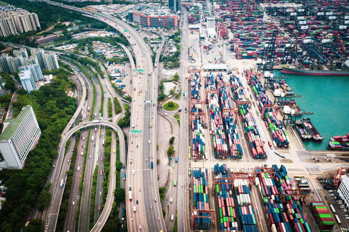 Adaption ondersteunt gemakkelijk intermodale en multimodale transporten