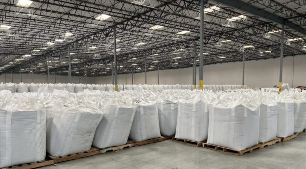 Het WMS van Adaption ondersteunt het volledige bulkproces, van inslag en opslag in silo’s, tanks of big bags tot VAS-verwerking en uitslag.